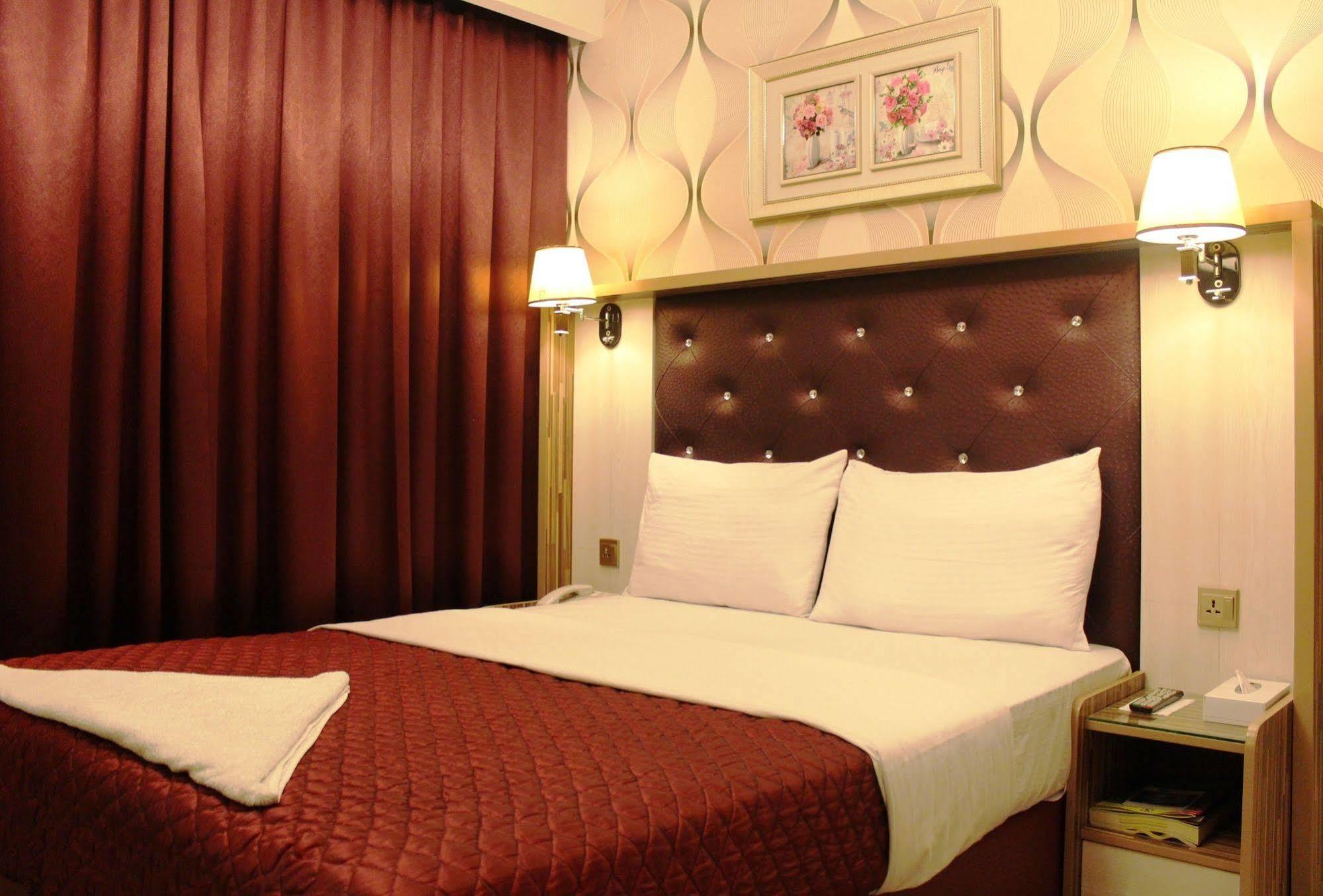 Sutchi Hotel Dubai Exterior foto